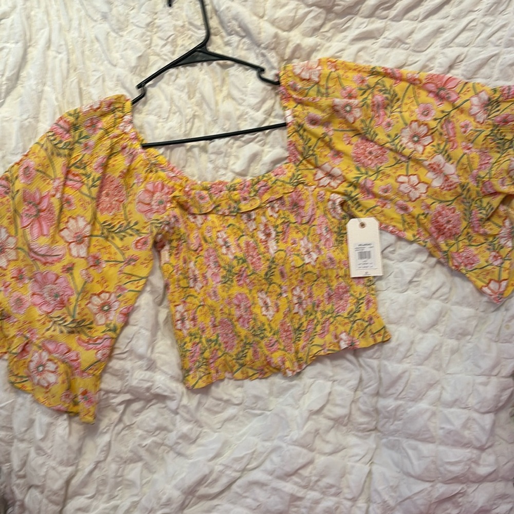 Billabong Hawaiian/flower print top size L